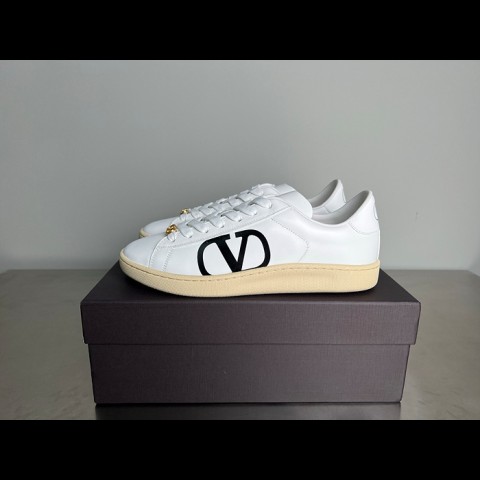 valenti*o 로이코 소프트 나파 카프스킨 스니커즈