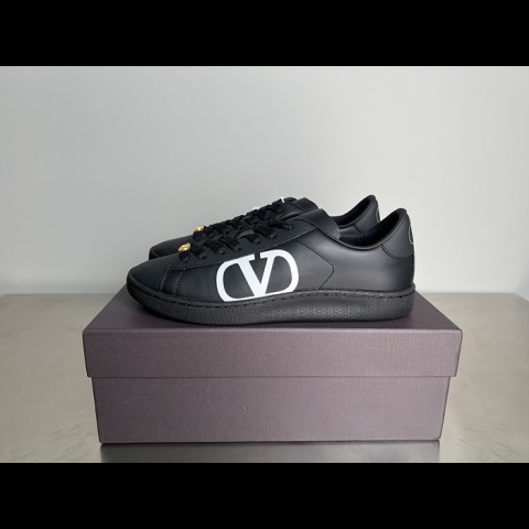 valenti*o 로이코 소프트 나파 카프스킨 스니커즈