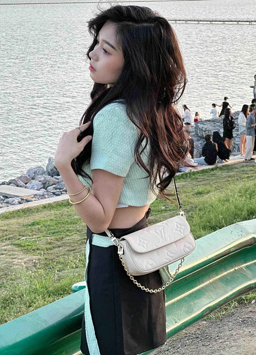 월릿 온 체인 아이비 m82210 [정품급]
