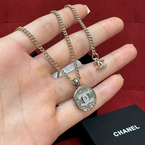cc 라운드 목걸이