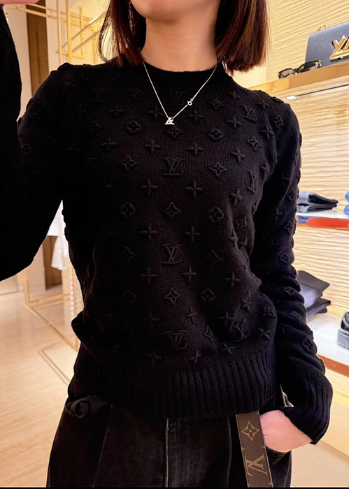 lv 모노그램 니트