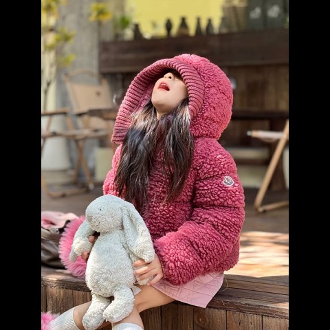 moncl*r 아달베르타스다운 재킷